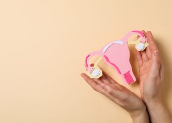 Hormones, Healing : Living with PCOS